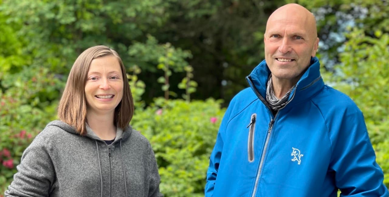 Jerry Kroll, CEO of Jevitty, and Olena, CEO of Pieoneers, meet for a work session. Innovative health app development company.