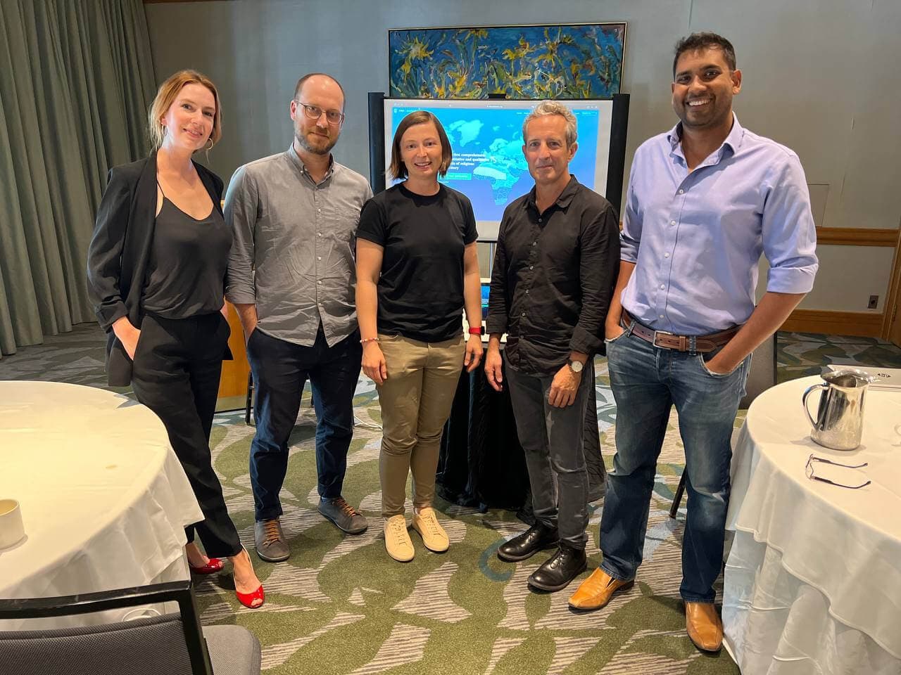 Olena, CEO at Pieoneers and the DRH team at the DRH Conference, Vancouver, BC including Erin Daniels, Willis Monroe, Edward Slingerland, Michael Muthukrishna.