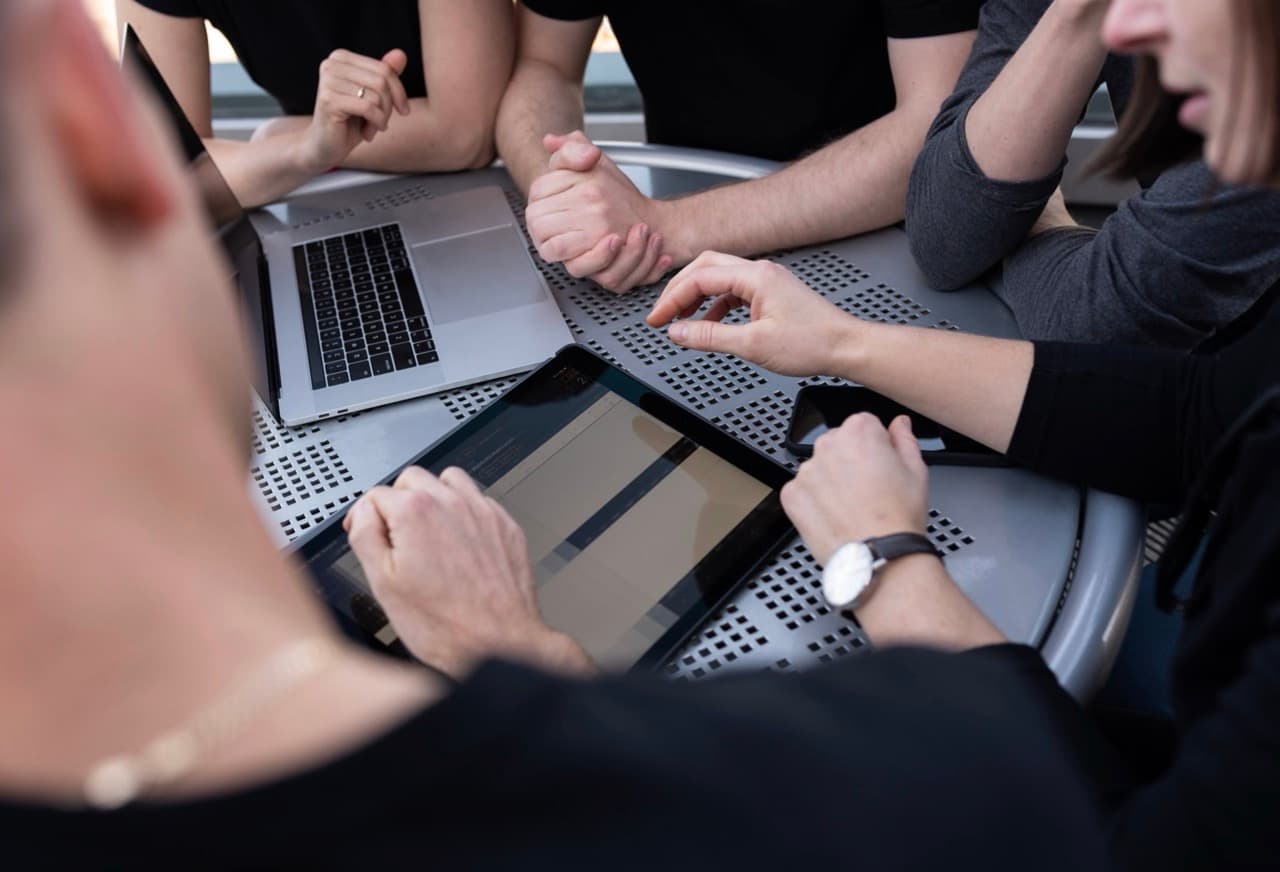Pieoneers team discussion AI Prototype to Production meeting